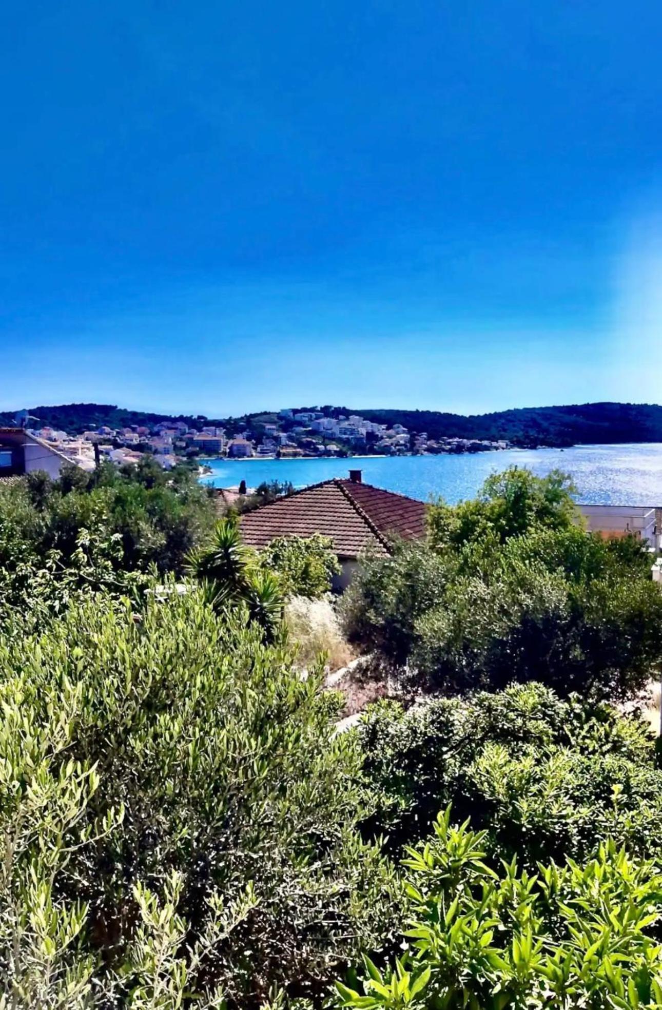 Apartmani Attila Trogir Eksteriør billede